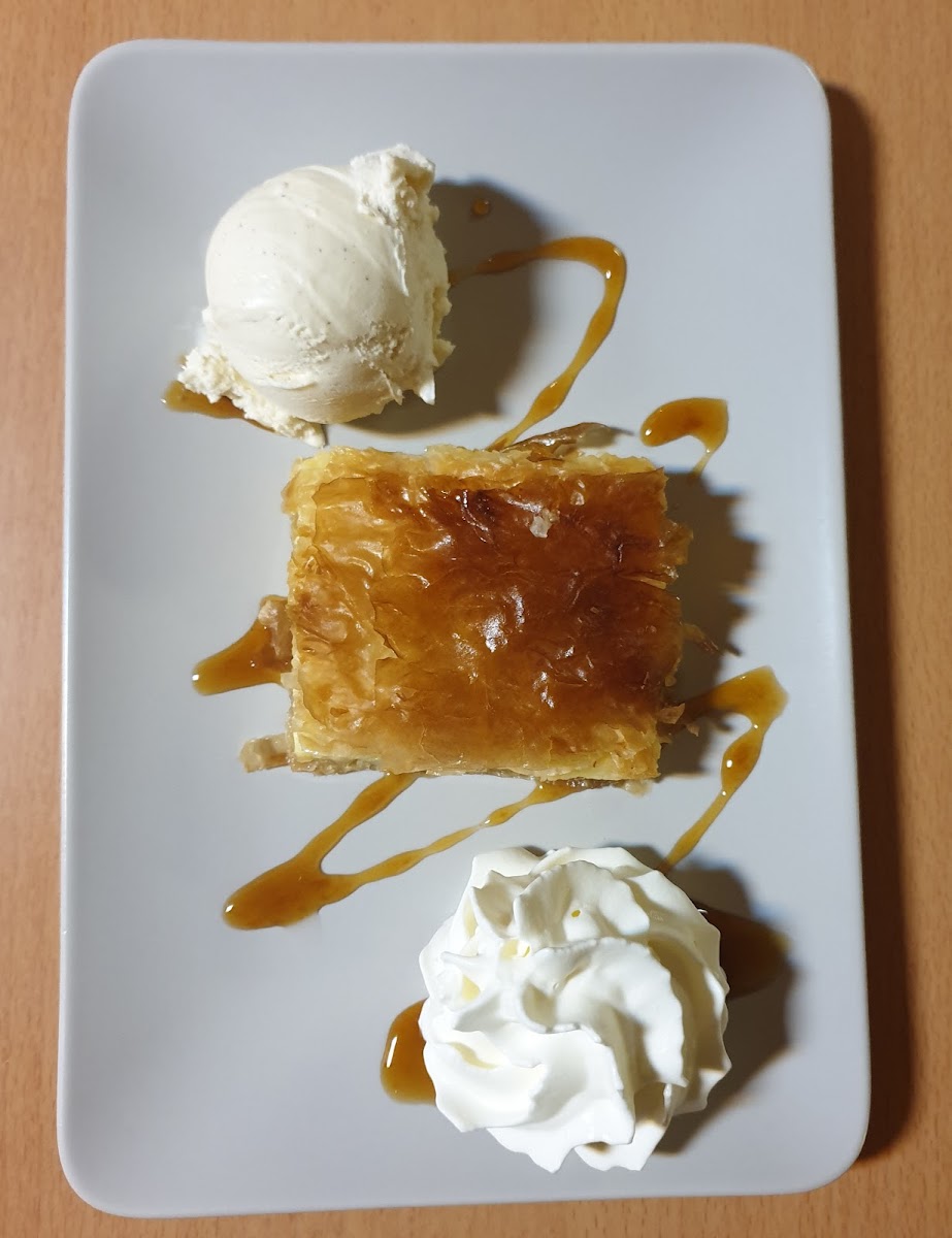 Gaststätte S.v.illingen Vereinsheim Parthenon.-9